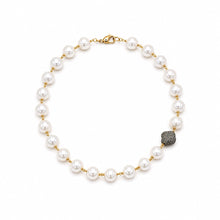 Load image into Gallery viewer, Pearl & Pavé Diamond Necklace