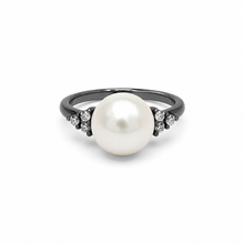 Load image into Gallery viewer, Pearl &amp; Diamond Ring
