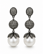 Load image into Gallery viewer, Pearl Drop Earrings
