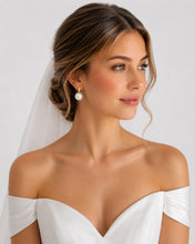 Load image into Gallery viewer, Line of Zirconia &amp; Natural White Pearl Earrings
