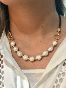 Mercedes Pearl Necklace