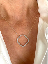 Load image into Gallery viewer, Clover Necklace

