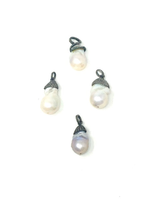 Classic Pearl Pendant