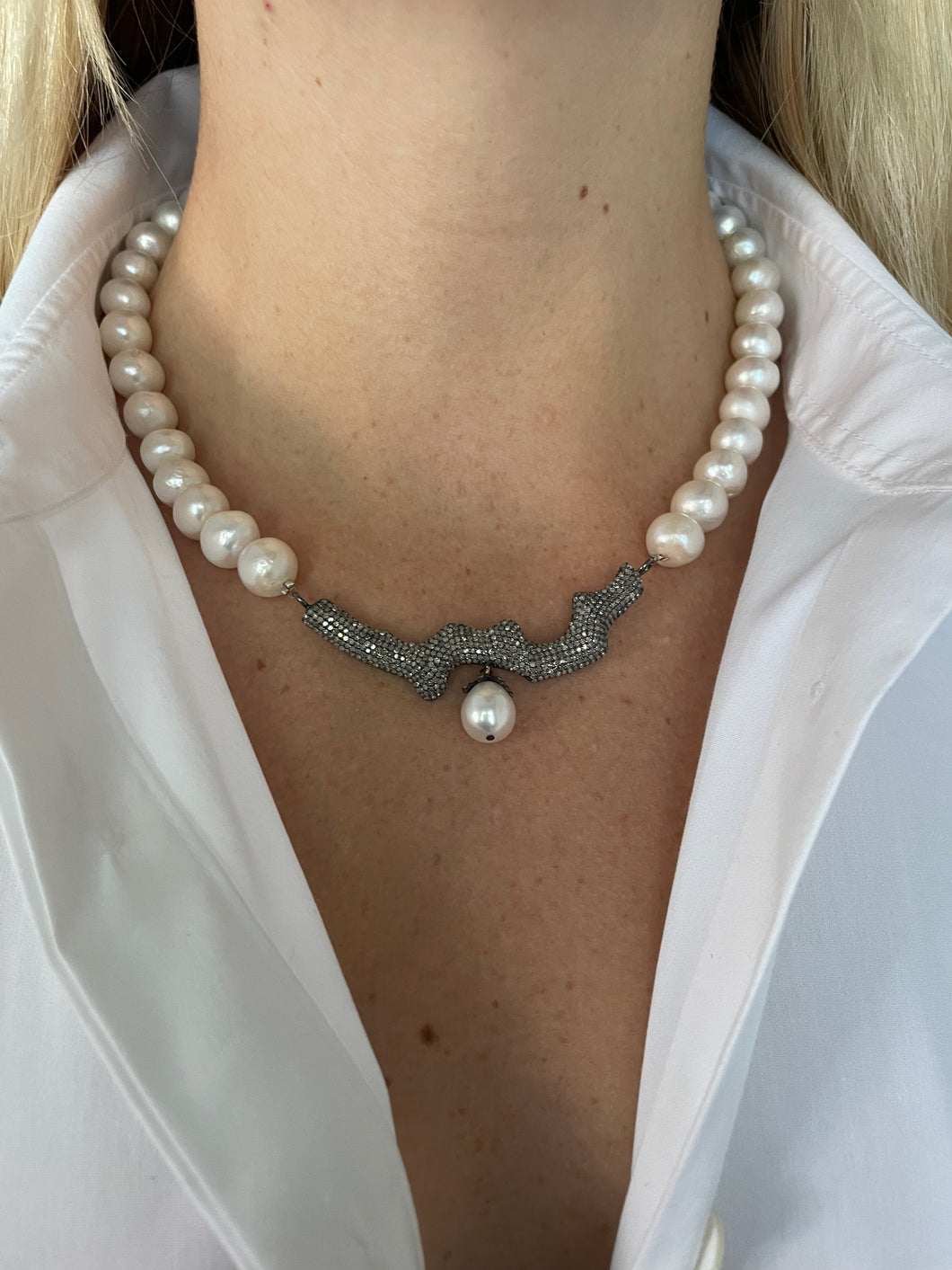 Pearls and Diamond Branch