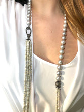 Load image into Gallery viewer, Fancy sapphire and pearls Necklace
