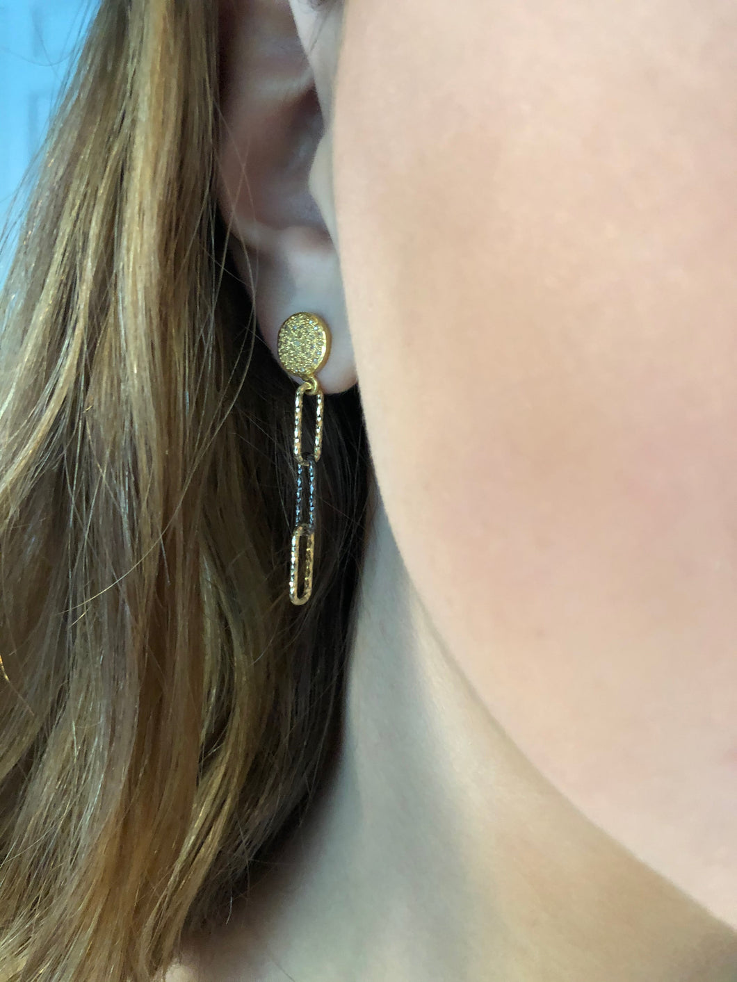 Two tone link earrings